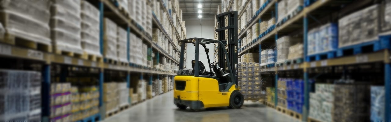 Tareas que se facilitan al tener un montacargas