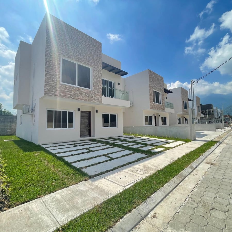 CASA TUSCANIA FASE II 