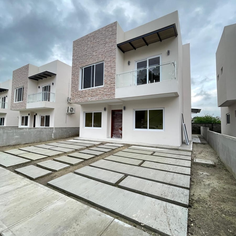 CASA TUSCANIA FASE II 