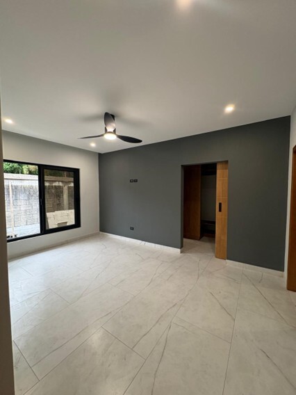 VIVIENDA MINIMALISTA 