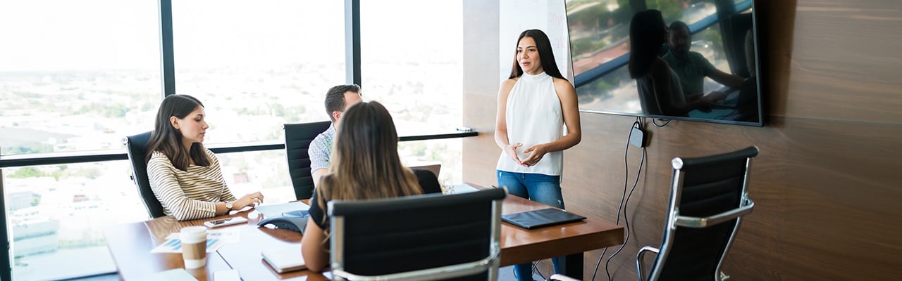 Fortaleciendo emprendedores y empresas para impulsar el desarrollo